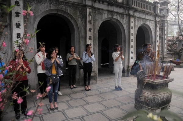 ngôi chùa thu hút rất nhiều giới trẻ ghé thăm