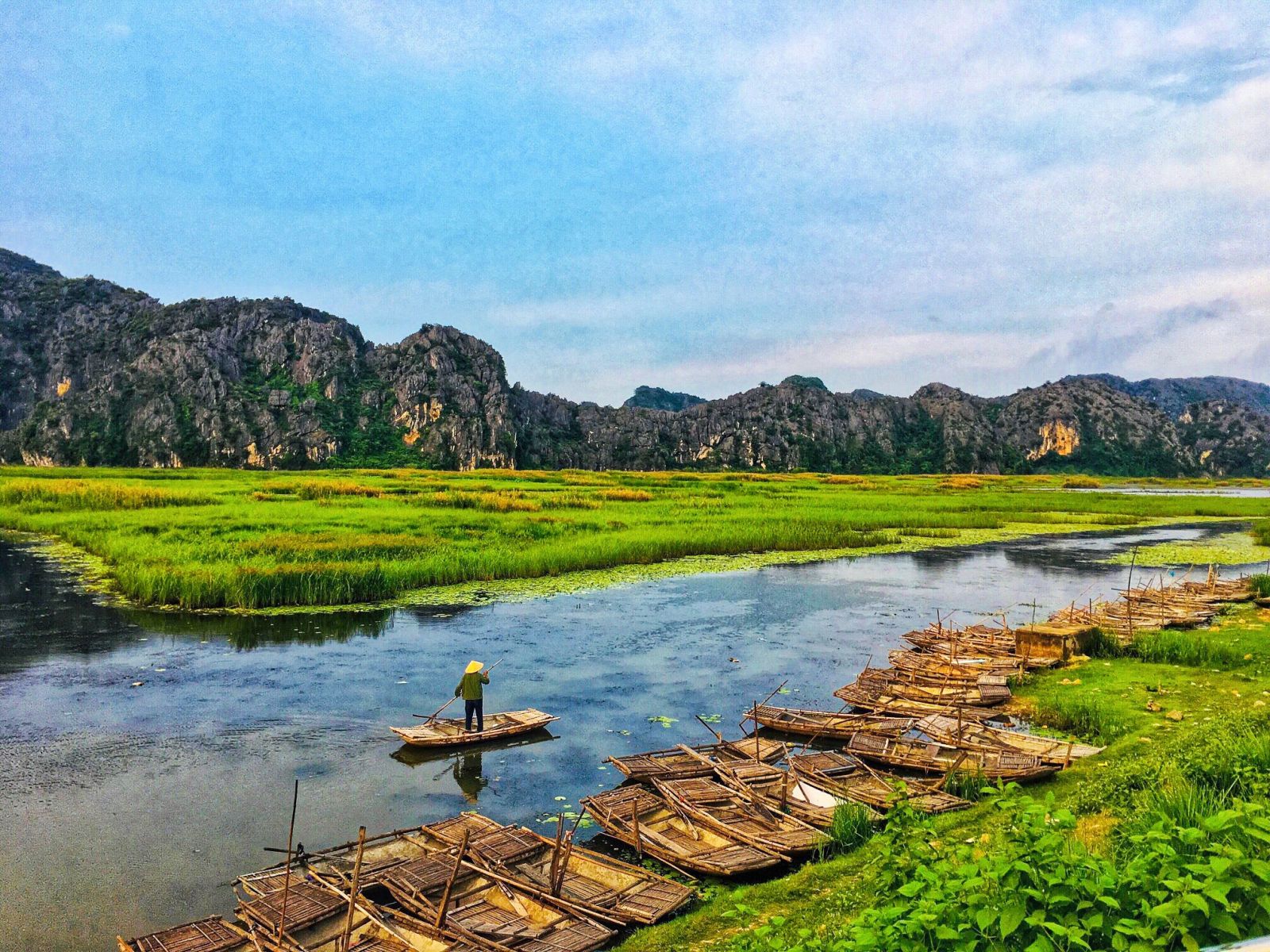 Chương trình tour Tam Chúc - Vân Long 1 ngày