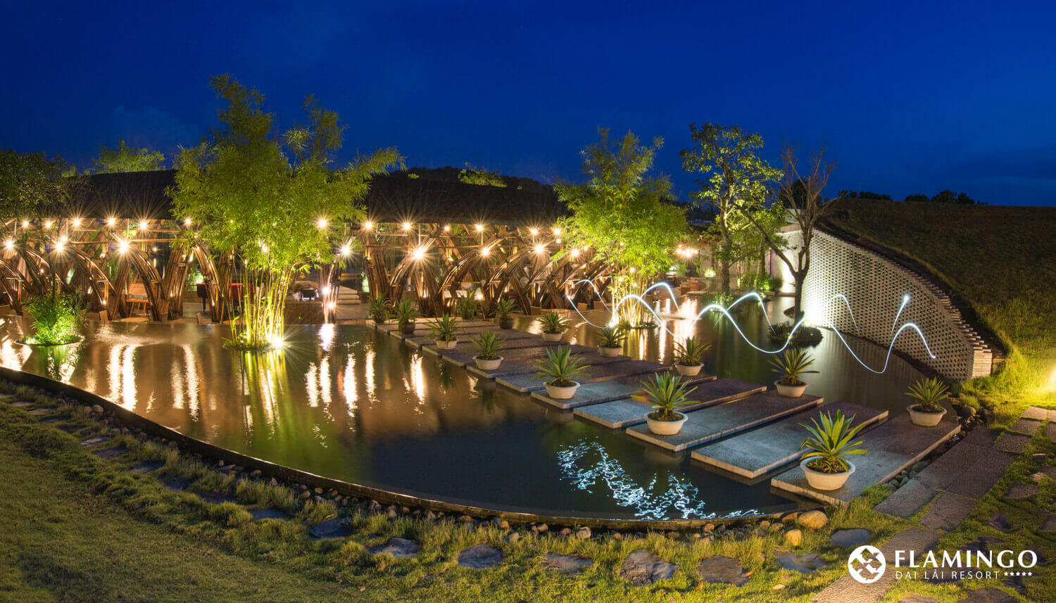 Voucher "Vui lễ 8/3" 2N1D: Phòng nghỉ tại Flamingo Đại Lải Resort + 01 bữa ăn và 01 giờ xông hơi Hàn Quốc