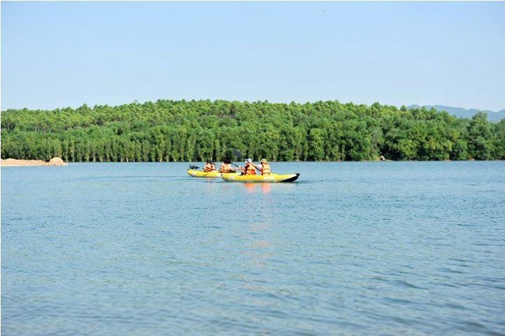 Chèo thuyền Kayak