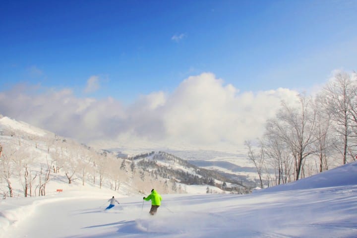 trượt tuyết nổi tiếng ở Nhật Bản