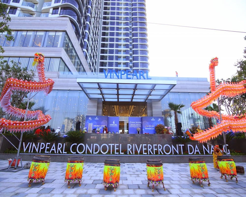 Free & Easy 4N3Đ: Vinpearl Condotel Riverfront Đà Nẵng+ Khách sạn Sala Danang Beach+ Vé Vietnam Airlines