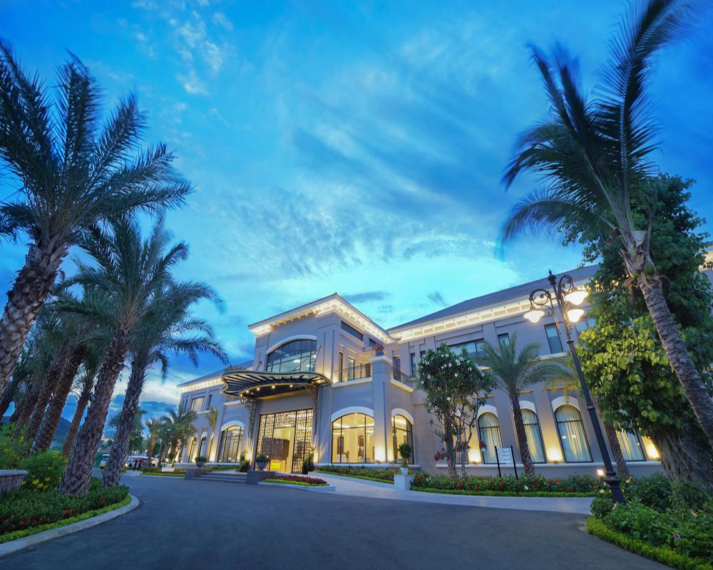 Voucher nghỉ dưỡng gia đình (2 ngày 1 đêm) tại Vinpearl Đà Nẵng Resort & Spa